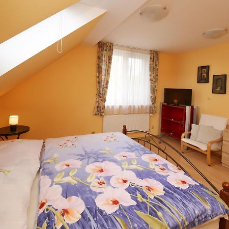Villa Colete Otovice  ภายนอก รูปภาพ