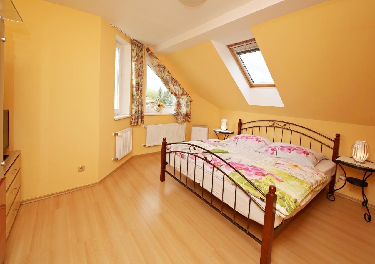 Villa Colete Otovice  ภายนอก รูปภาพ
